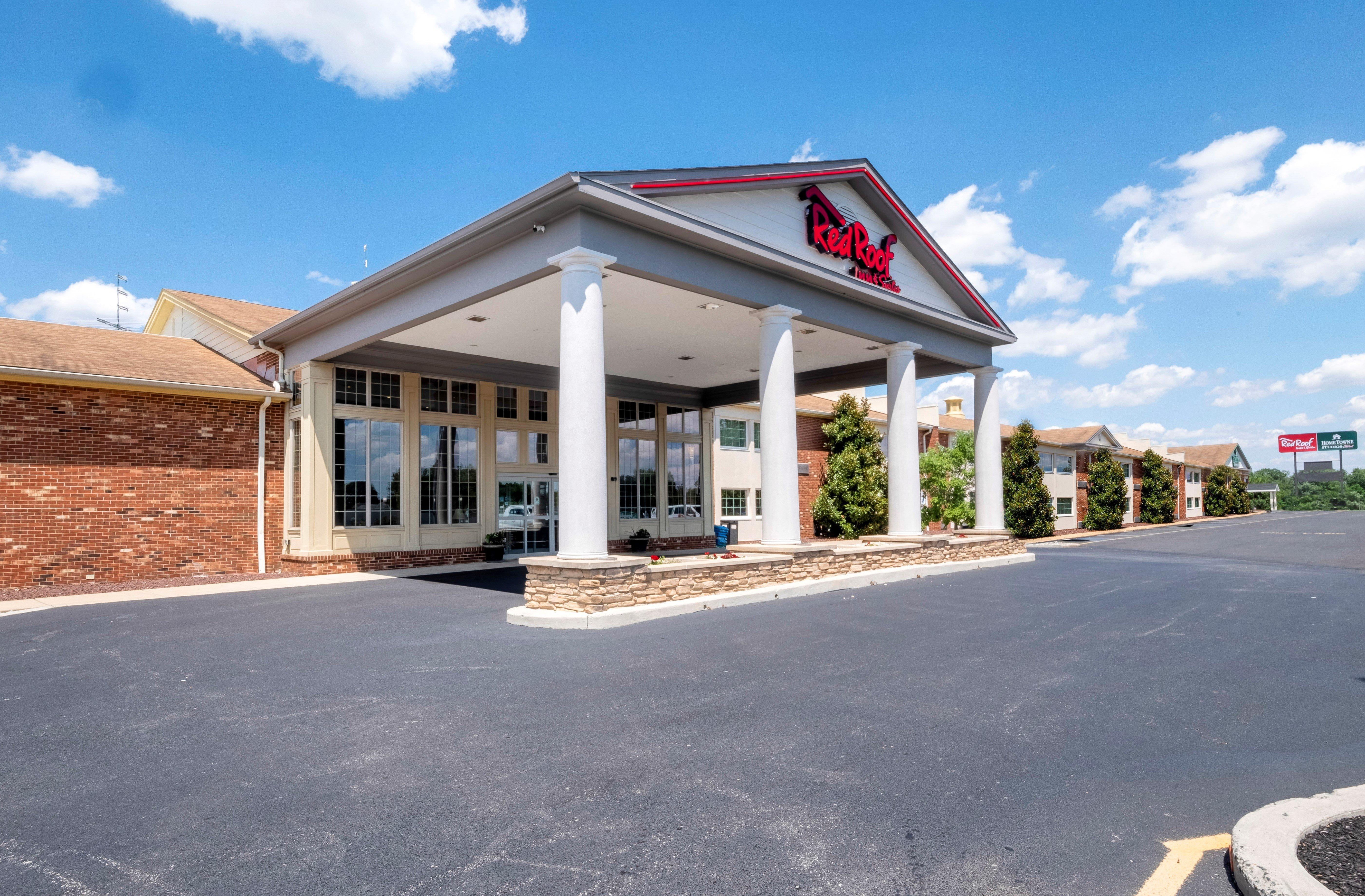 Red Roof Inn & Suites Wilmington - New Castle Exterior photo